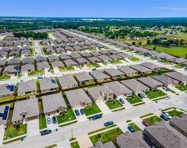 110 Real Quiet Lane - Photo Thumbnail 23