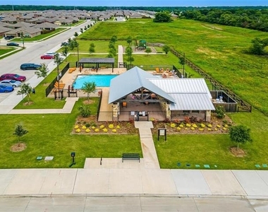 110 Real Quiet Lane - Photo Thumbnail 25