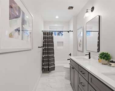 1005 Mount Auburn Avenue - Photo Thumbnail 16