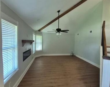 2913 David Drive - Photo Thumbnail 2
