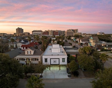 808 Sealy Street - Photo Thumbnail 1