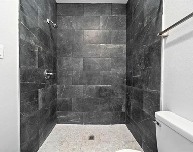808 Sealy Street - Photo Thumbnail 19