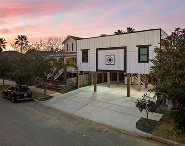 808 Sealy Street - Photo Thumbnail 2