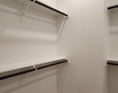 1100 Concan Drive - Photo Thumbnail 15