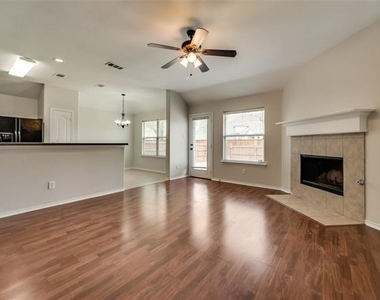 8420 Sonnet Drive - Photo Thumbnail 7