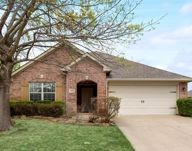 8420 Sonnet Drive - Photo Thumbnail 1
