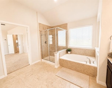 1033 Lone Ivory Trail - Photo Thumbnail 19