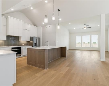 5901 Maddie Ann Drive - Photo Thumbnail 2