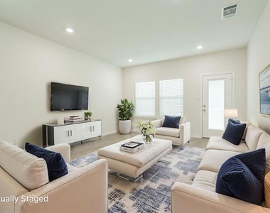 903 Shear Drive - Photo Thumbnail 5