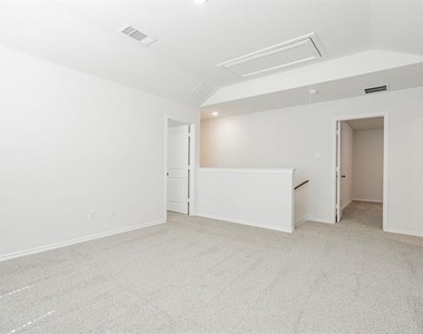 903 Shear Drive - Photo Thumbnail 27