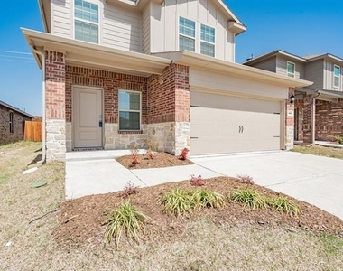 903 Shear Drive - Photo Thumbnail 3