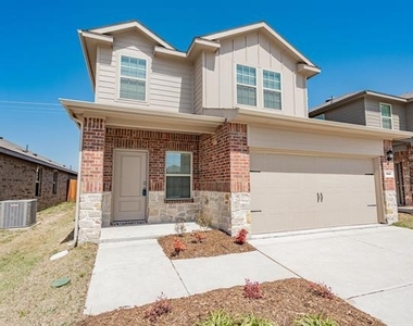 903 Shear Drive - Photo Thumbnail 1