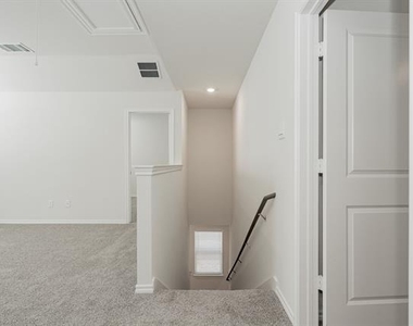 903 Shear Drive - Photo Thumbnail 22