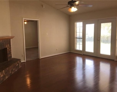 4513 Keys Drive - Photo Thumbnail 4