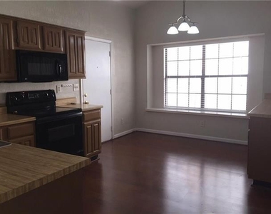 4513 Keys Drive - Photo Thumbnail 7