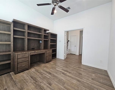 14620 Little Water Drive - Photo Thumbnail 6
