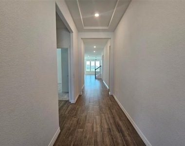 14620 Little Water Drive - Photo Thumbnail 4