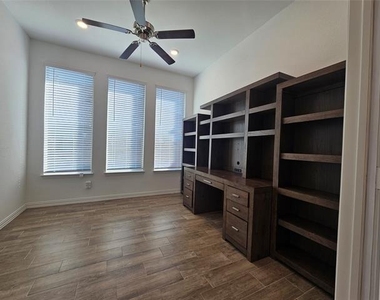 14620 Little Water Drive - Photo Thumbnail 5