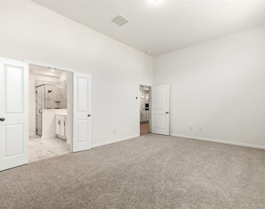 1424 Bettolo Drive - Photo Thumbnail 11