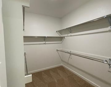 1101 Mahogany Drive - Photo Thumbnail 31
