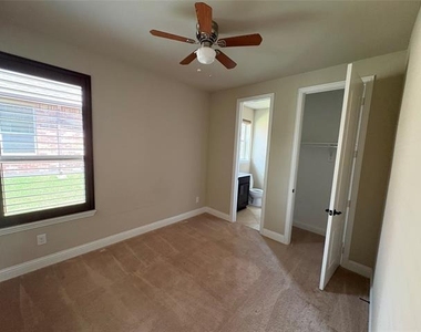 11615 Blanca Lane - Photo Thumbnail 5