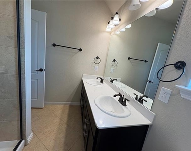 11615 Blanca Lane - Photo Thumbnail 17