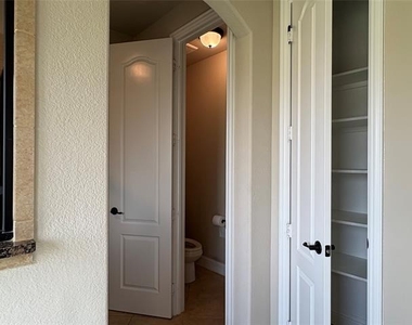 11615 Blanca Lane - Photo Thumbnail 10