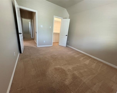 11615 Blanca Lane - Photo Thumbnail 14