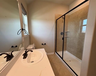 11615 Blanca Lane - Photo Thumbnail 16