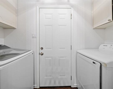 6244 Melinda Drive - Photo Thumbnail 13