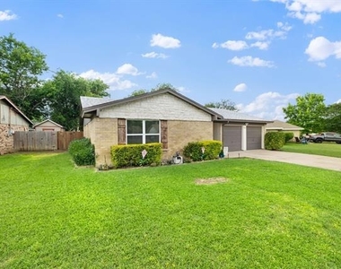 6244 Melinda Drive - Photo Thumbnail 1