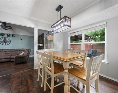 6244 Melinda Drive - Photo Thumbnail 8