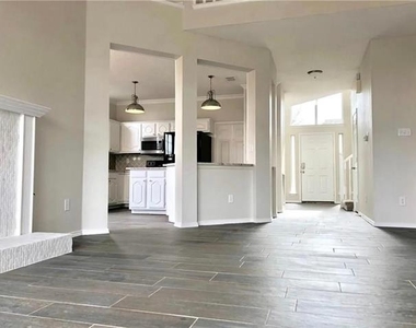 11112 Newport Drive - Photo Thumbnail 11