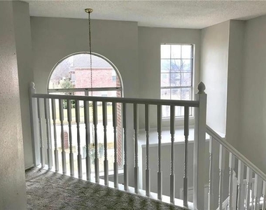 11112 Newport Drive - Photo Thumbnail 26