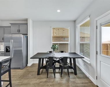 120 Tanager Drive - Photo Thumbnail 9