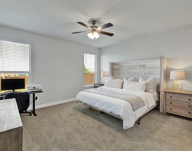 120 Tanager Drive - Photo Thumbnail 10