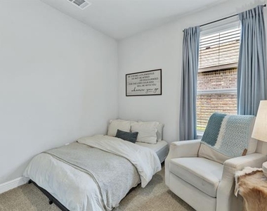 120 Tanager Drive - Photo Thumbnail 14