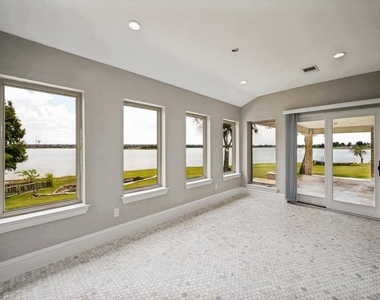 5975 Diamond Spur - Photo Thumbnail 13
