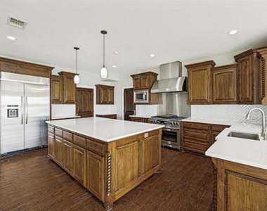 5975 Diamond Spur - Photo Thumbnail 3