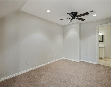 5975 Diamond Spur - Photo Thumbnail 26