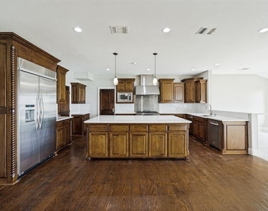 5975 Diamond Spur - Photo Thumbnail 10