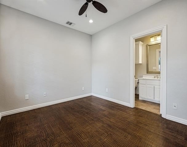 5975 Diamond Spur - Photo Thumbnail 21