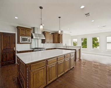 5975 Diamond Spur - Photo Thumbnail 11