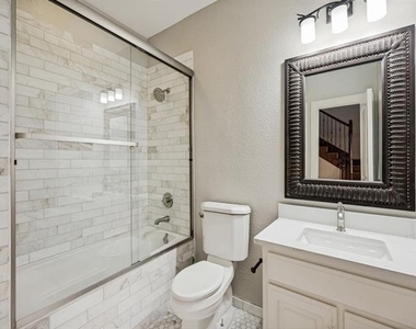 5975 Diamond Spur - Photo Thumbnail 22