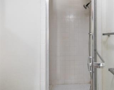 4925 Greenslope Drive - Photo Thumbnail 17