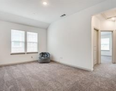 12912 Leopold Trail - Photo Thumbnail 16