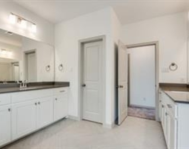 12912 Leopold Trail - Photo Thumbnail 30