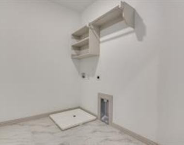 12912 Leopold Trail - Photo Thumbnail 27