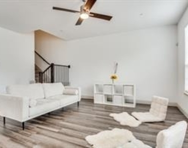12912 Leopold Trail - Photo Thumbnail 7