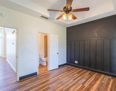 3873 Purdue Lane - Photo Thumbnail 12